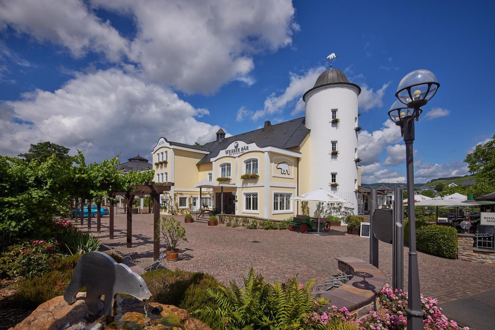 Hotel Weisser Baer Mulheim an der Mosel Exterior foto